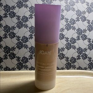 J.O.A. Crystal Glow Peptide-Infused Foundation - Light With Cool Undertones